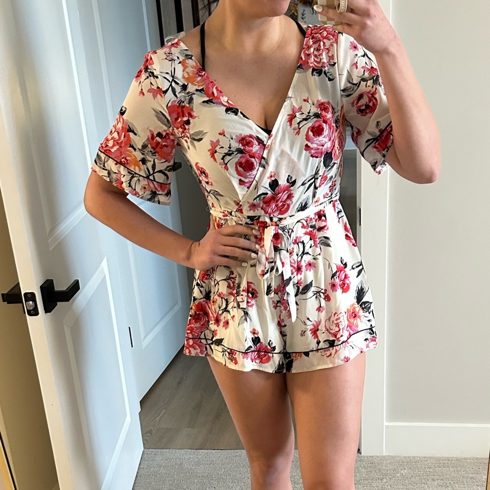 Francesca’s Floral Romper